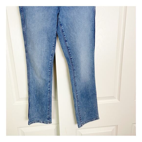 Veronica Beard Ryleigh Slim Straight V Stitched Jeans Blue Mist Wash - Picture 4 of 9
